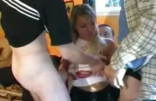 Vollbusige Mädchen m ...