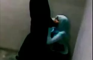 Freundin fängt Orgas ...