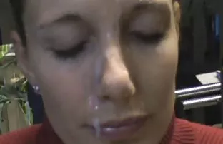 Elena Maniküre mit r ...