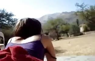 Rothaarige babe piss ...