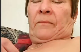 Mann schaut wie Frau ...